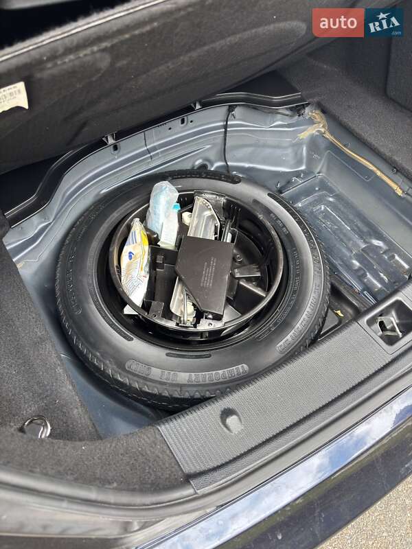 Седан Mercedes-Benz C-Class 2013 в Львове
