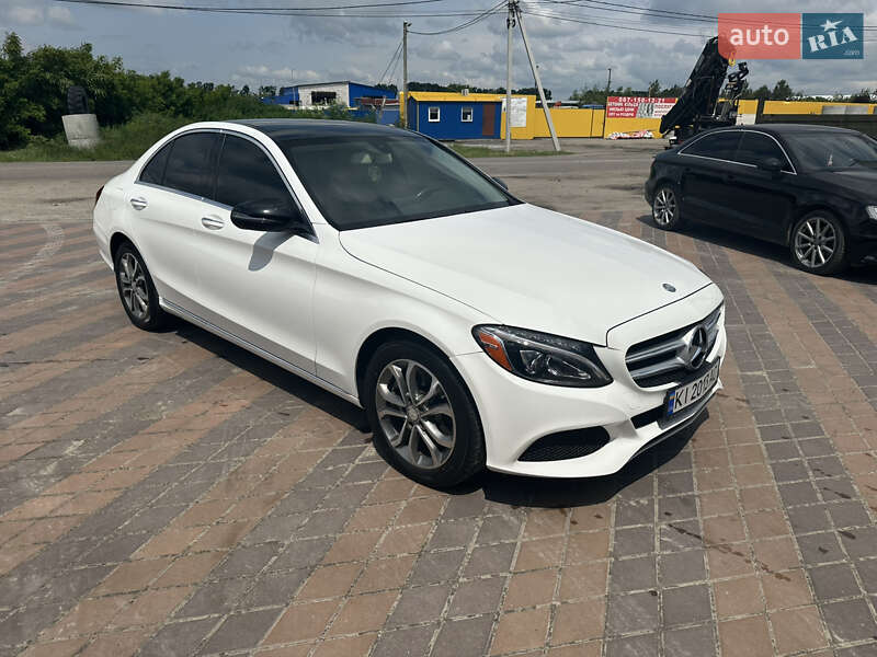 Седан Mercedes-Benz C-Class 2015 в Киеве