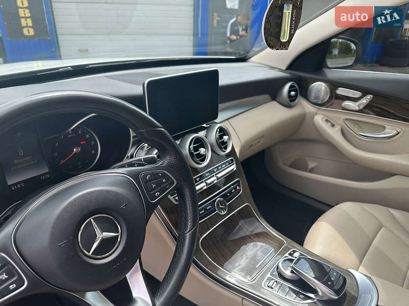 Седан Mercedes-Benz C-Class 2015 в Киеве
