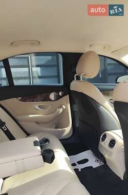 Седан Mercedes-Benz C-Class 2015 в 