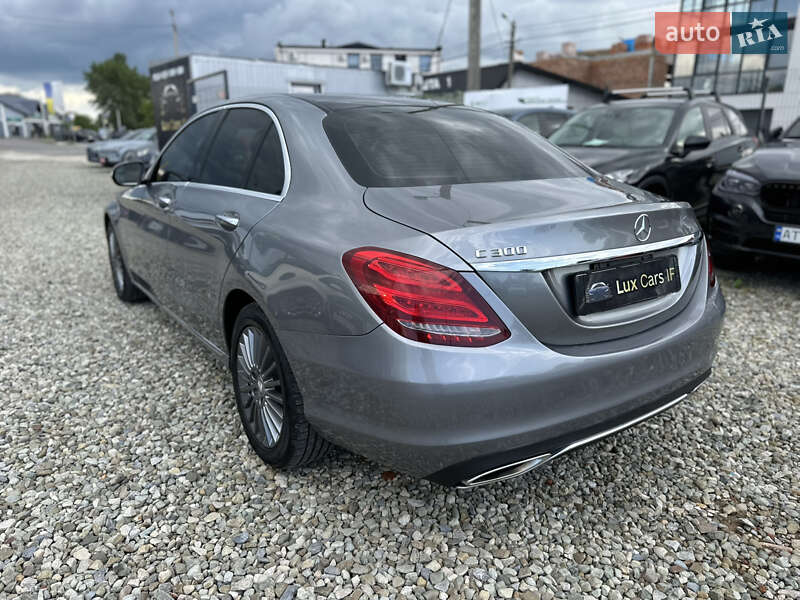 Седан Mercedes-Benz C-Class 2015 в Ивано-Франковске