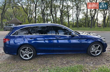 Универсал Mercedes-Benz C-Class 2017 в 