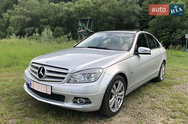 Седан Mercedes-Benz C-Class 2010 в 