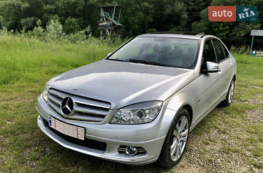 Седан Mercedes-Benz C-Class 2010 в 