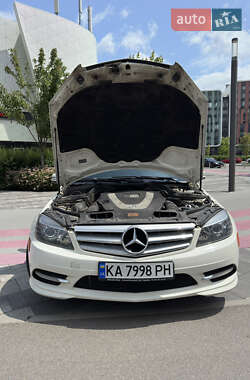 Седан Mercedes-Benz C-Class 2010 в 