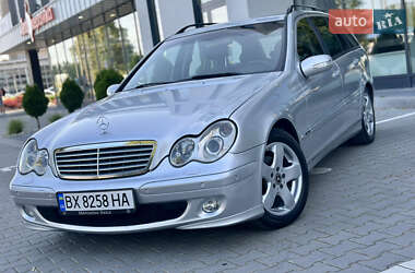 Универсал Mercedes-Benz C-Class 2004 в 