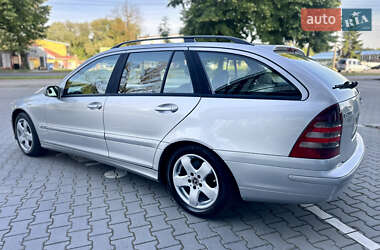 Универсал Mercedes-Benz C-Class 2004 в 