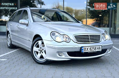 Универсал Mercedes-Benz C-Class 2004 в 