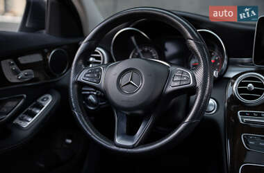 Седан Mercedes-Benz C-Class 2017 в 