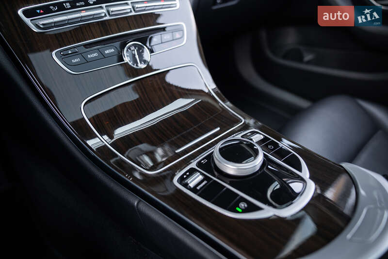 Седан Mercedes-Benz C-Class 2017 в Киеве фото 19 Седан Mercedes-Benz C-Class 2017 в Киеве