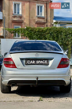 Седан Mercedes-Benz C-Class 2008 в 