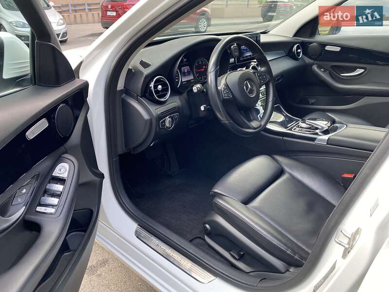 Седан Mercedes-Benz C-Class 2015 в Киеве