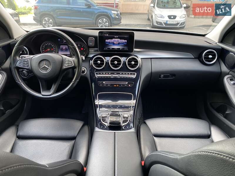 Седан Mercedes-Benz C-Class 2015 в Киеве