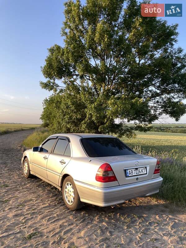 Седан Mercedes-Benz C-Class 1995 в Виннице фото 11 Седан Mercedes-Benz C-Class 1995 в Виннице