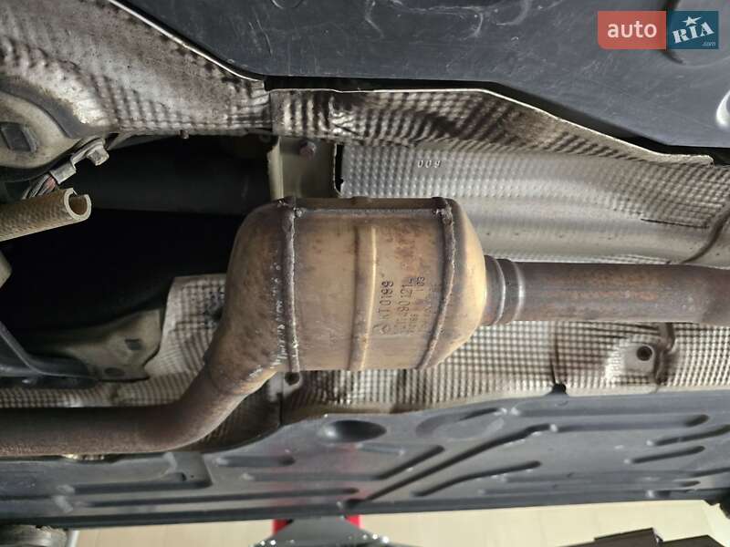 Седан Mercedes-Benz C-Class 2004 в Полтаве