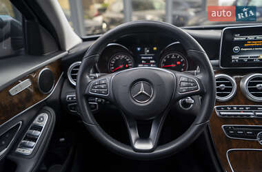Седан Mercedes-Benz C-Class 2017 в 