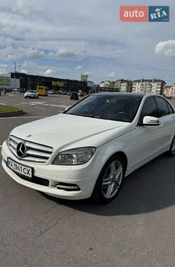 Седан Mercedes-Benz C-Class 2011 в 