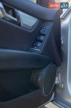 Седан Mercedes-Benz C-Class 2010 в 