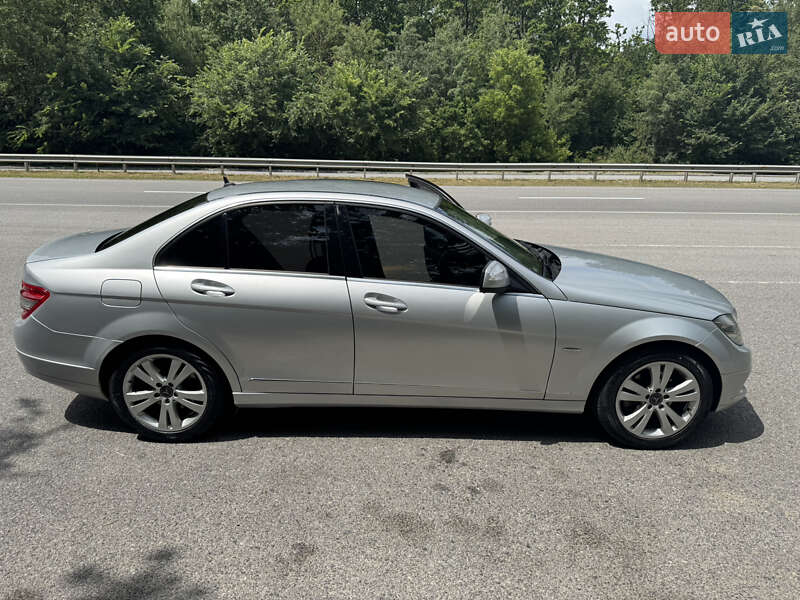 Седан Mercedes-Benz C-Class 2008 в Калинівці