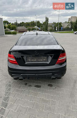 Купе Mercedes-Benz C-Class 2012 в 