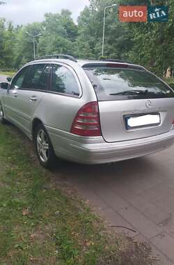 Универсал Mercedes-Benz C-Class 2001 в 