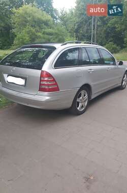 Универсал Mercedes-Benz C-Class 2001 в 