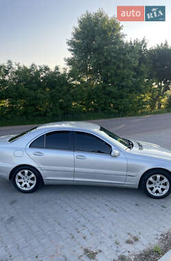 Седан Mercedes-Benz C-Class 2002 в Житомирі