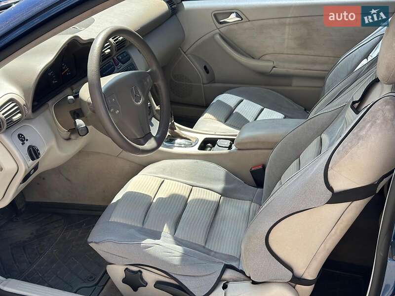 Купе Mercedes-Benz C-Class 2002 в Одессе