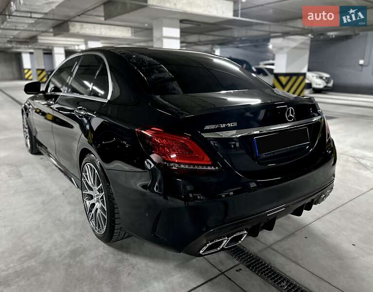 Седан Mercedes-Benz C-Class 2019 в Днепре