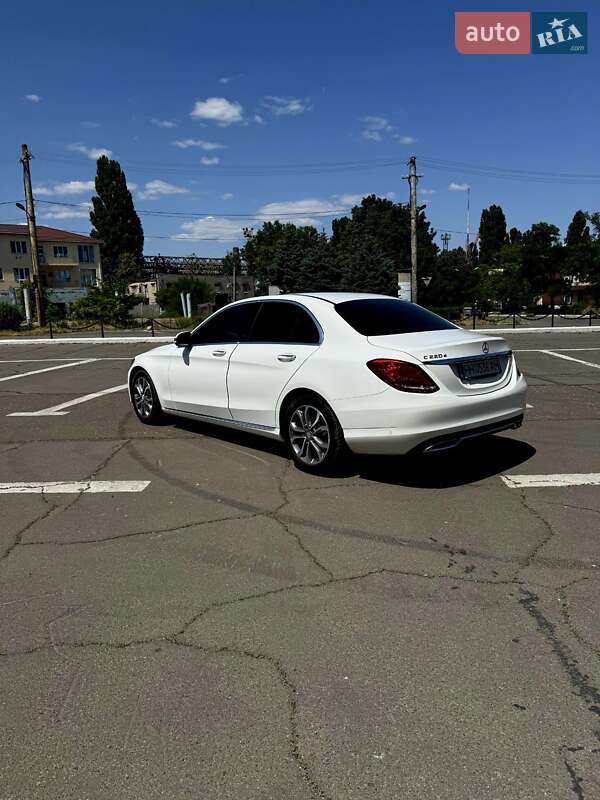 Седан Mercedes-Benz C-Class 2015 в Черноморске