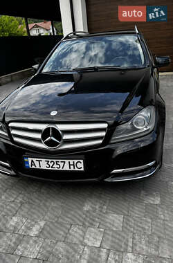 Универсал Mercedes-Benz C-Class 2011 в 