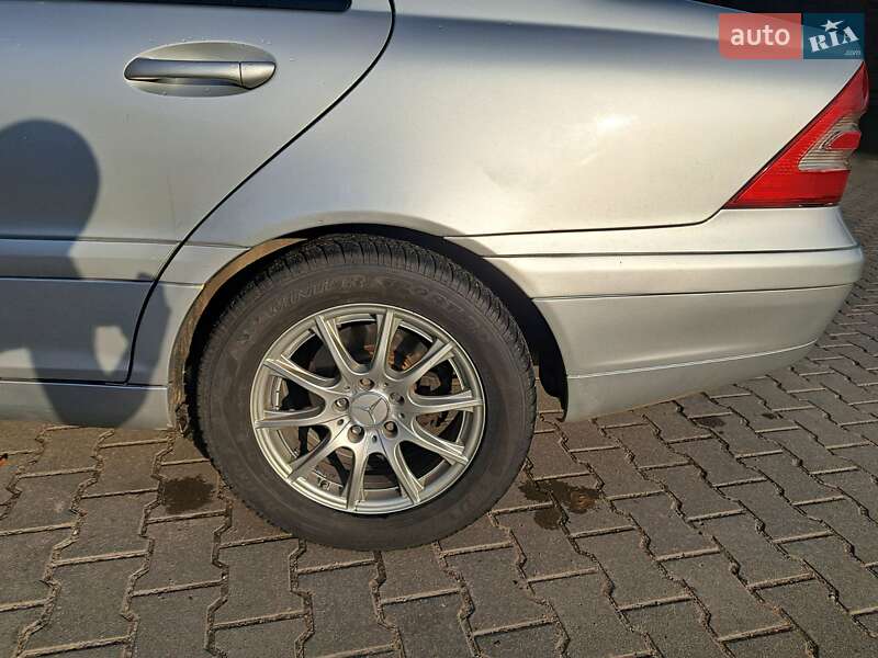 Седан Mercedes-Benz C-Class 2000 в Василькове