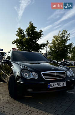 Универсал Mercedes-Benz C-Class 2002 в 