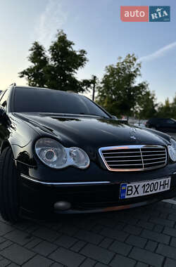 Универсал Mercedes-Benz C-Class 2002 в 