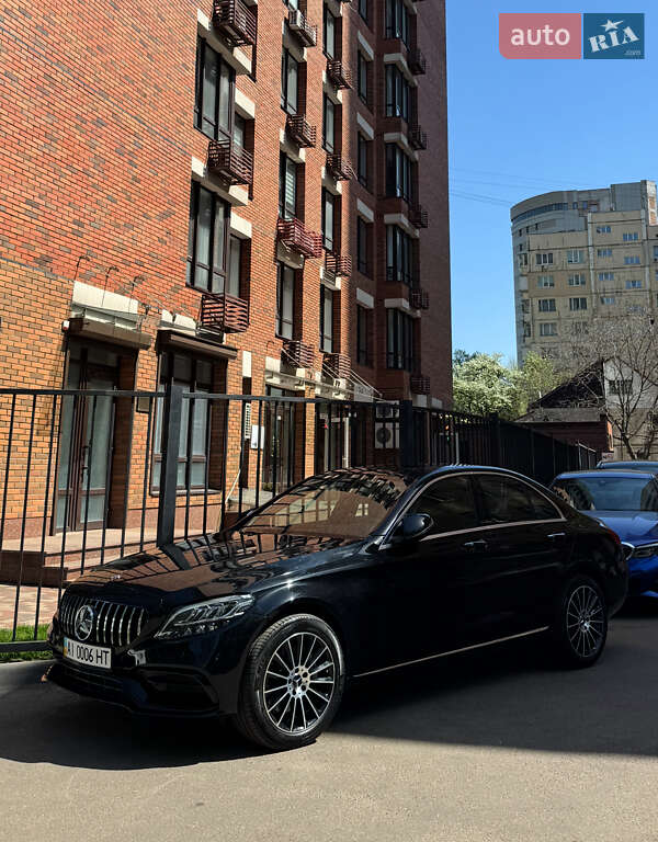 Mercedes-Benz C-Class 2018