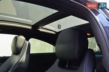Купе Mercedes-Benz C-Class 2011 в 
