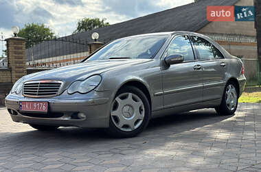 Седан Mercedes-Benz C-Class 2005 в 