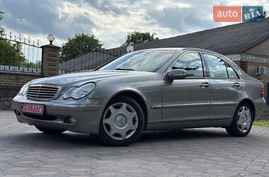 Седан Mercedes-Benz C-Class 2005 в 