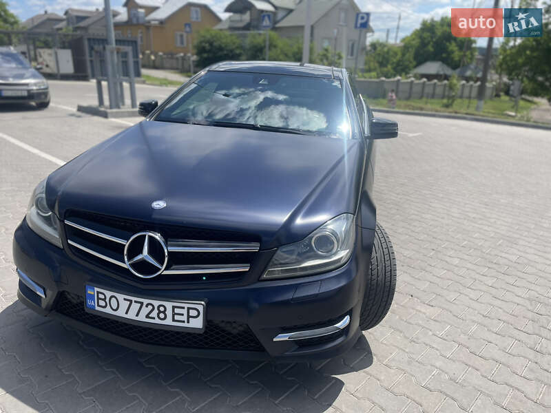 Купе Mercedes-Benz C-Class 2012 в Залещиках фото 8 Купе Mercedes-Benz C-Class 2012 в Залещиках
