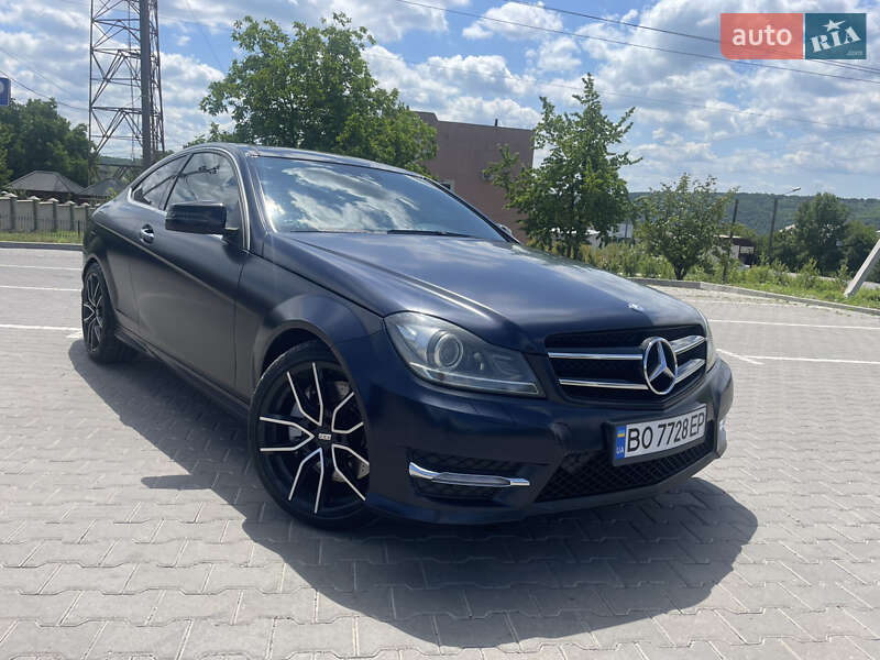 Купе Mercedes-Benz C-Class 2012 в Залещиках фото 5 Купе Mercedes-Benz C-Class 2012 в Залещиках