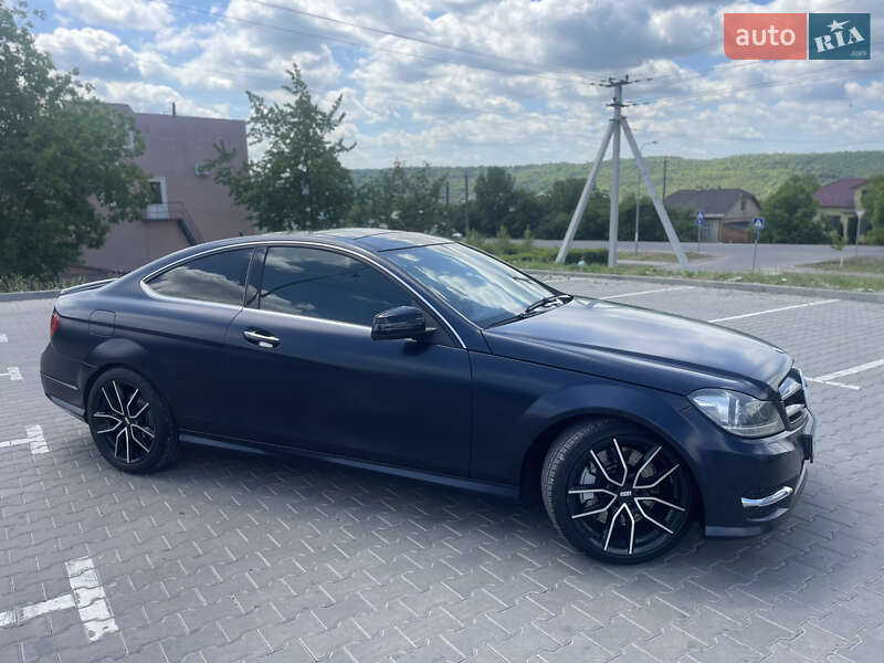 Купе Mercedes-Benz C-Class 2012 в Залещиках фото 17 Купе Mercedes-Benz C-Class 2012 в Залещиках