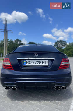 Купе Mercedes-Benz C-Class 2012 в 