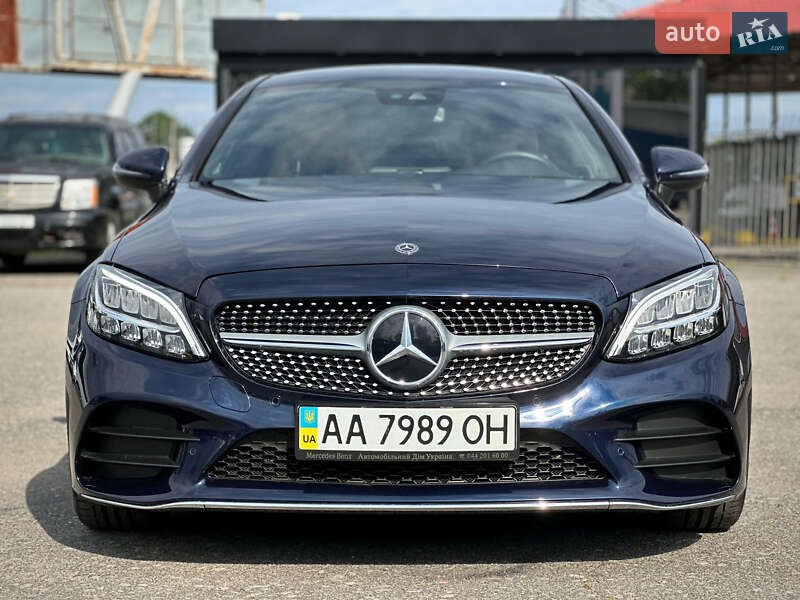 Купе Mercedes-Benz C-Class 2019 в Киеве