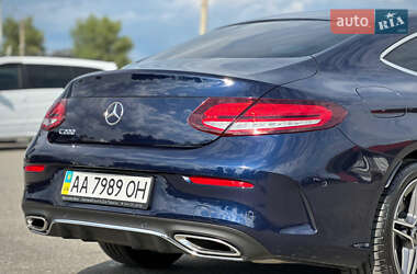 Купе Mercedes-Benz C-Class 2019 в 