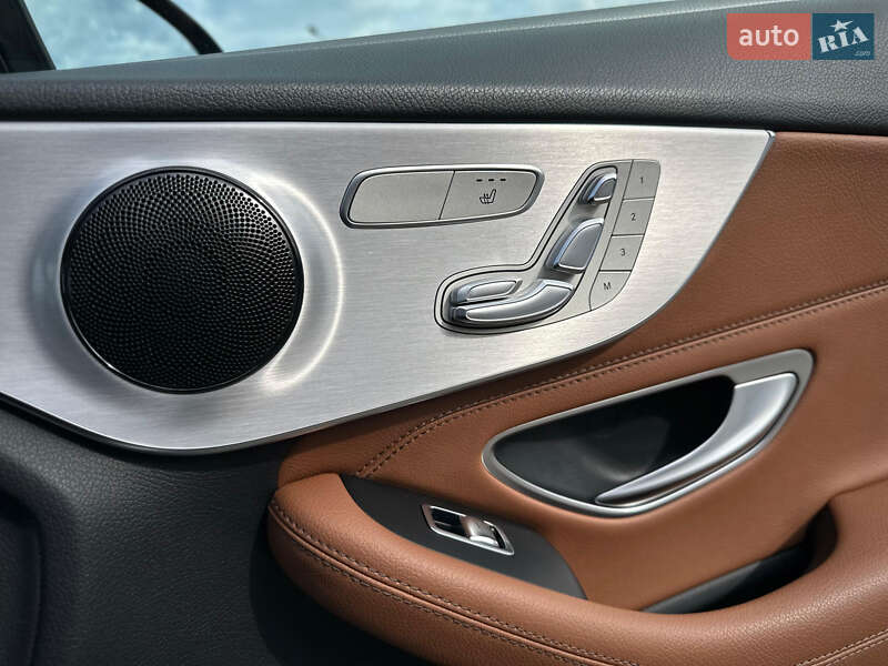 Купе Mercedes-Benz C-Class 2019 в Киеве