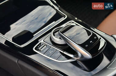 Купе Mercedes-Benz C-Class 2019 в 