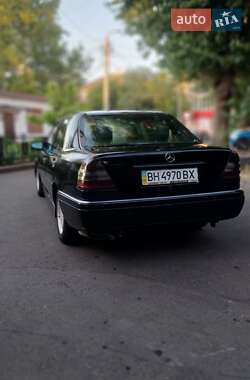 Седан Mercedes-Benz C-Class 1995 в 