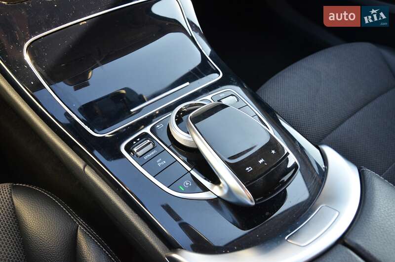 Седан Mercedes-Benz C-Class 2017 в Києві