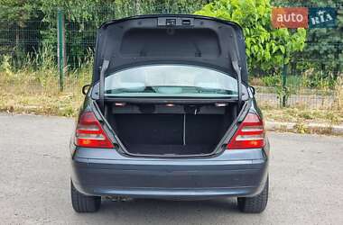 Седан Mercedes-Benz C-Class 2001 в 