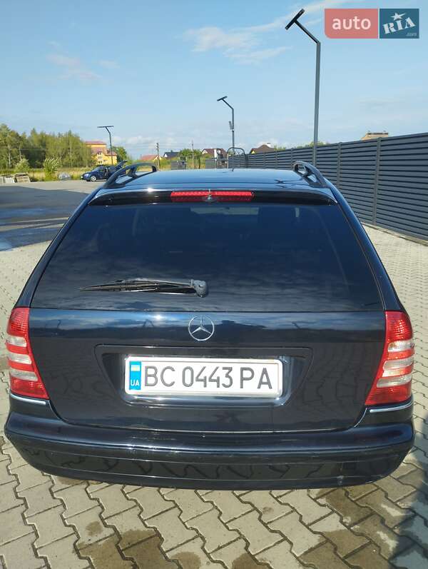 Универсал Mercedes-Benz C-Class 2006 в Радехове